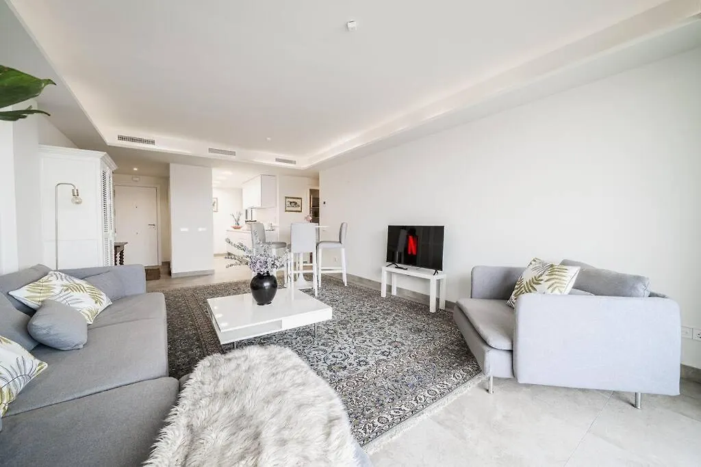 Infinity Seaviews Pool Apartment Estepona 0*,